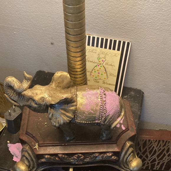 HOME DECORATING WITH PICTURES - Picture 9 of 10